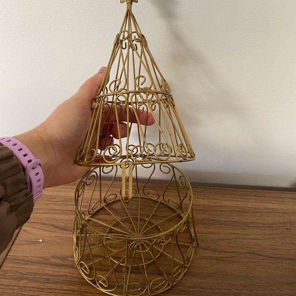 Vintage (2) Golden Wired Christmas Tree Accents with Clasp to Open Decor OS - Picture 6 of 8